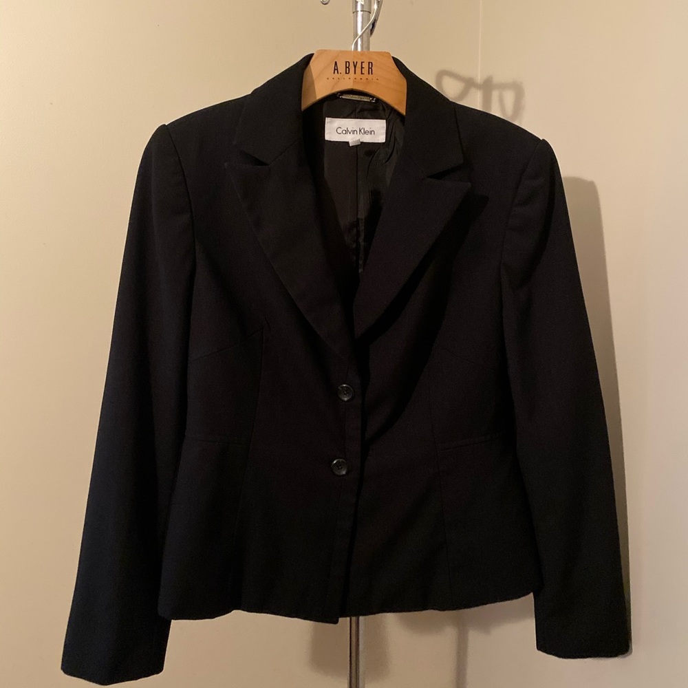 SOLD Calvin Klein 6P Blazer Black